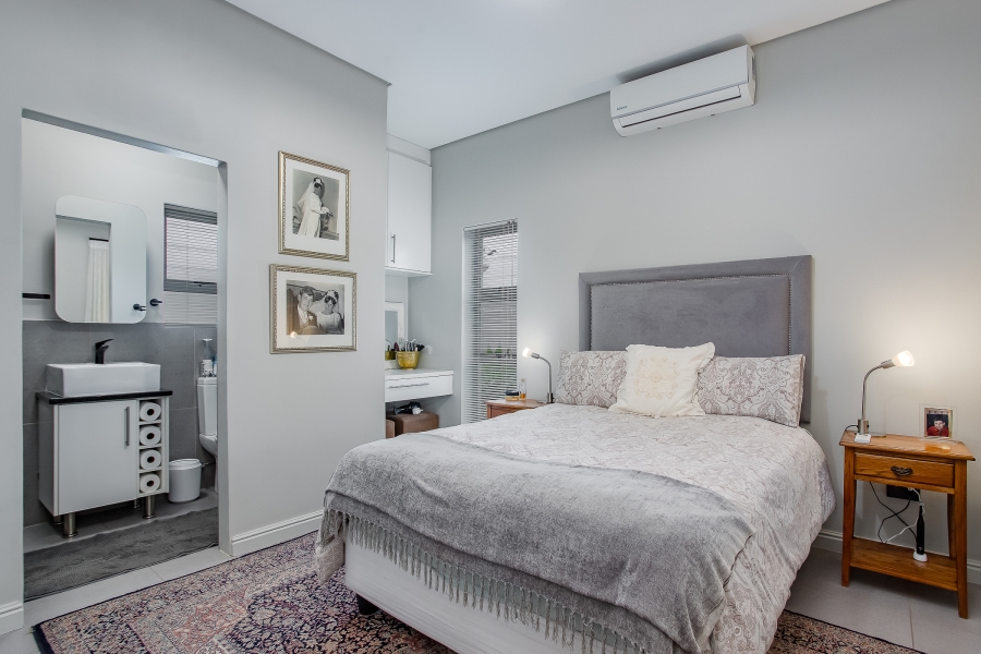 2 Bedroom Property for Sale in Paarl North Western Cape